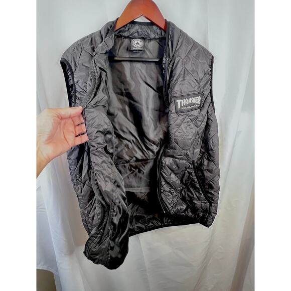 Thrasher Magazine Men's Size Large Logo Vest Jacket - Black - Picture 5 of 16